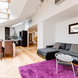 Jt's Bilkova Str. Apartment Prague